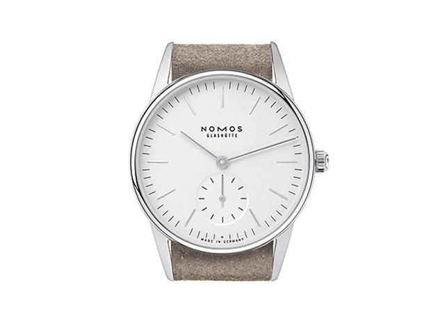 Nomos Glashütte Orion 33 Weiß Handaufzug Edelstahl 33mm weißes Zifferblatt braunes Lederband Glasboden – Damenuhren Uhr ohne Datum aus Edelstahl und Leder. Das Gehäuse ist rund und silber. Das Lederarmband ist beige. Das Zifferblatt ist ein Index in weiß. – Ansicht 3