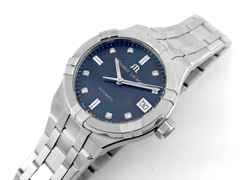 Maurice Lacroix Aikon Automatik Edelstahl 35mm schwarzes Perlmutt-Zifferblatt Metallband AI6006-SS002-370-1 Full Set Occasion Neu – Damenuhren Uhr mit Datum aus Edelstahl. Das Gehäuse ist rund und silber. Das Edelstahlarmband ist silber. Das Zifferblatt ist ein Index in schwarz. – Ansicht 4