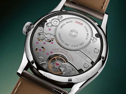 Oris Artelier Calibre 113 Handaufzug Edelstahl 43mm weißes Zifferblatt braunes Lederband – Herrenuhren Uhr mit Kalender aus Edelstahl und Leder. Das Gehäuse ist rund und silber. Das Lederarmband ist braun. Das Zifferblatt ist ein Index in weiß. – Ansicht 4
