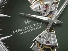 Hamilton Jazzmaster Open Heart Automatik Edelstahl 42mm grünes Zifferblatt Metallband – Herrenuhren Uhr ohne Datum aus Edelstahl. Das Gehäuse ist rund und silber. Das Edelstahlarmband ist silber. Das Zifferblatt ist ein Index in grün. – Ansicht 3