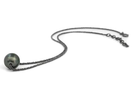Gellner Basic Collier Silber schwarz rhodiniert mit Tahitiperle – Halsschmuck Collier aus 925 Silber und und rhodiniert. – Ansicht 2