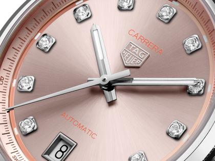 TAG Heuer Carrera Date Automatik Edelstahl 36mm lachsfarbenes Zifferblatt mit Brillanten Metallband – Damenuhren Uhr mit Datum aus Edelstahl. Das Gehäuse ist rund und silber. Das Edelstahlarmband ist silber. Das Zifferblatt ist ein Index in beige. – Ansicht 3