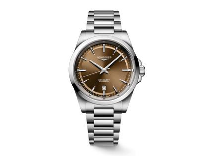 Longines Conquest Automatik Edelstahl 41mm braunes Zifferblatt Metallband – Herrenuhren Uhr mit Datum aus Edelstahl. Das Gehäuse ist rund und silber. Das Edelstahlarmband ist silber. Das Zifferblatt ist ein Index in braun.
