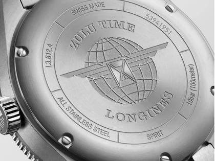 Longines Spirit Zulu Time Automatik Edelstahl 42mm anthrazites Zifferblatt Metallband – Herrenuhren Uhr mit Datum aus Edelstahl und Keramik. Das Gehäuse ist rund und silber. Das Edelstahlarmband ist silber. Das Zifferblatt ist arabisch und grau. – Ansicht 3