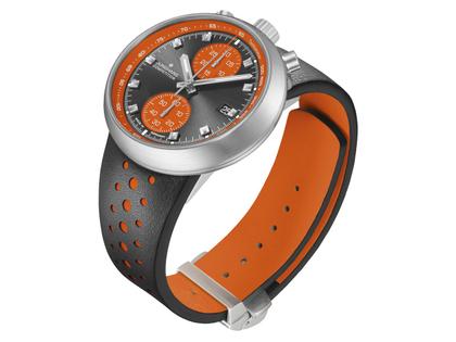 Junghans 1972 Competition Automatik Edelstahl 43mm graues Zifferblatt schwarzes Lederband – Herrenuhren Chronograph aus Edelstahl und Leder. Das Gehäuse ist rund und silber. Das Lederarmband ist schwarz. Das Zifferblatt ist ein Index in grau. – Ansicht 2
