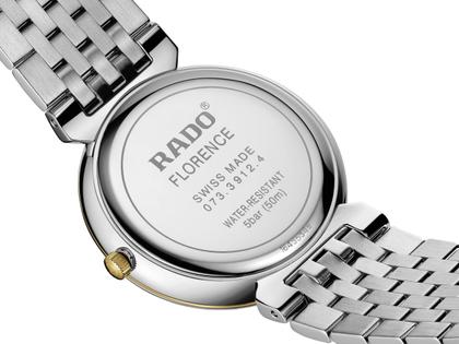 Rado Florence Classic Diamonds Quarz Edelstahl 38 mm schwarz Edelstahlband bicolor – Herrenuhren Uhr mit Datum aus Edelstahl und PVD beschichtet. Das Gehäuse ist rund und silber-gelbgold. Das Edelstahlarmband ist silber-gelbgold. Das Zifferblatt ist ein Index in schwarz. – Ansicht 4