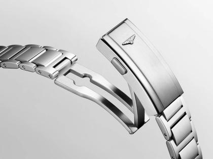 Longines HydroConquest GMT Automatik Edelstahl 43mm grünes Zifferblatt Metallband – Herrenuhren Uhr mit Datum aus Edelstahl und Keramik. Das Gehäuse ist rund und silber. Das Edelstahlarmband ist silber. Das Zifferblatt ist arabisch Index und grün. – Ansicht 5