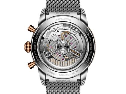 Breitling Superocean Heritage B01 Chronograph Automatik Edelstahl 42mm schwarzes Zifferblatt Metallband – Herrenuhren Chronograph aus 750 Rotgold, Edelstahl und Keramik. Das Gehäuse ist rund und silber. Das Edelstahlarmband ist silber. Das Zifferblatt ist ein Index in schwarz. – Ansicht 3