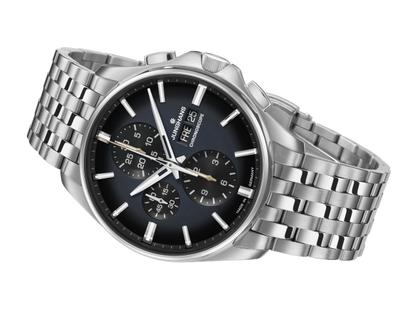 Junghans Meister S Chronoscope Automatik Edelstahl 45mm blaues Zifferblatt Metallband – Herrenuhren Chronograph aus Edelstahl. Das Gehäuse ist rund und silber. Das Edelstahlarmband ist silber. Das Zifferblatt ist ein Index in blau. – Ansicht 2