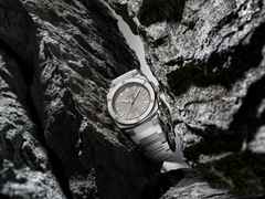 Alpina Alpiner Extreme Automatik Edelstahl 39mm beiges Zifferblatt Metallband – Herrenuhren Uhr mit Datum aus Edelstahl. Das Gehäuse ist rund und silber. Das Edelstahlarmband ist silber. Das Zifferblatt ist ein Index in beige. – Ansicht 5