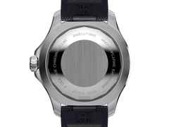 Breitling Superocean Automatic 44 Edelstahl blaues Zifferblatt schwarzes Kautschukband – Herrenuhren Uhr ohne Datum aus Edelstahl und Keramik. Das Gehäuse ist rund und silber. Das Kautschuk / Kunststoff / Silikon Armband ist schwarz. Das Zifferblatt ist ein Index in blau. – Ansicht 2