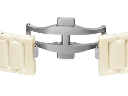 Rado True Round x Les Couleurs Le Corbusier Automatik Keramik 40mm weißes Zifferblatt weißes Keramikband – Herrenuhren Uhr ohne Datum aus Keramik und Titan. Das Gehäuse ist rund und weiß. Das Keramikarmband ist weiß. Das Zifferblatt ist ohne Zeichen und weiß. – Ansicht 5