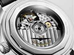 Longines Conquest Heritage Central Power Reserve Automatik Edelstahl 38mm anthrazitfarbenes Zifferblatt schwarzes Lederband – Herrenuhren Uhr mit Datum aus Edelstahl und Leder. Das Gehäuse ist rund und silber. Das Lederarmband Kroko / Alligator ist schwarz. Das Zifferblatt ist ein Index in anthrazit. – Ansicht 6
