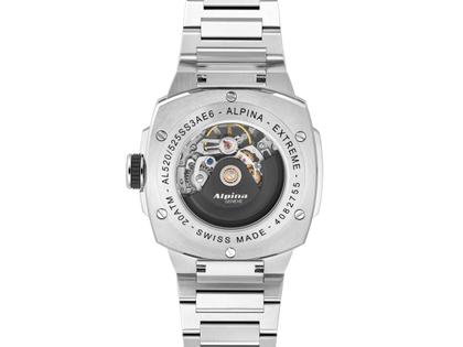 Alpina Alpiner Extreme Skeleton Automatik Edelstahl 39mm graues Zifferblatt Metallband – Herrenuhren Uhr ohne Datum aus Edelstahl und Kautschuk. Das Gehäuse ist rund und silber. Das Edelstahlarmband ist silber. Das Zifferblatt ist skelettiert und grau. – Ansicht 2