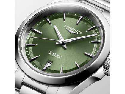 Longines Conquest Automatik Edelstahl 38mm grünes Zifferblatt Metallband – Herrenuhren Uhr mit Datum aus Edelstahl. Das Gehäuse ist rund und silber. Das Edelstahlarmband ist silber. Das Zifferblatt ist ein Index in grün. – Ansicht 5