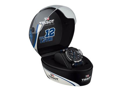 Tissot T-Race MotoGP               2020 / 2021 Chronograph Limited Edition Thomas Lüthi Quarz – Herrenuhren Chronograph aus Edelstahl und PVD beschichtet. Das Gehäuse ist rund und silber. Das Lederarmband ist schwarz. Das Zifferblatt ist arabisch Index und schwarz. – Ansicht 3