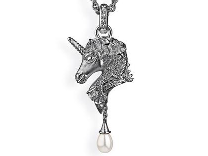 Drachenfels Design Sternenglanz und Schattentanz Anhänger Einhorn Bright groß Bergkristall Süßwasserperle Silber Vintage – Anhänger Anhänger mit Besatz aus 925 Silber.