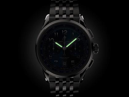 Breitling Premier B01 Chronograph 42 Automatik Edelstahl blaues Zifferblatt Metallband – Herrenuhren Chronograph aus Edelstahl und Leder. Das Gehäuse ist rund und silber. Das Edelstahlarmband ist silber. Das Zifferblatt ist arabisch und blau. – Ansicht 6