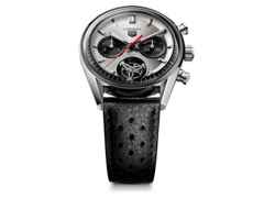 TAG Heuer Carrera Chronograph Tourbillon Automatik Edelstahl 42mm silbernes Zifferblatt schwarzes Lederband – Herrenuhren Chronograph aus Edelstahl und Leder. Das Gehäuse ist rund und silber. Das Lederarmband ist schwarz. Das Zifferblatt ist ein Index in silber. – Ansicht 2