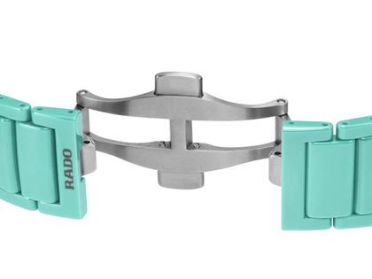 Rado True Square Open Heart Automatik Keramik 38mm türkises Zifferblatt türkises Keramikband – Herrenuhren Uhr ohne Datum aus Keramik, rhodiniert und Titan. Das Gehäuse ist quadratisch. Das Keramikarmband ist türkis. Das Zifferblatt ist skelettiert und türkis. – Ansicht 5