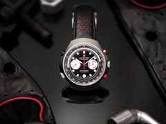 Hamilton Chrono-Matic 50 Limited Edition schwarzes Lederband – Herrenuhren Chronograph aus Edelstahl und Leder. Das Gehäuse ist rund und silber. Das Lederarmband ist schwarz. Das Zifferblatt ist ein Index in schwarz. – Ansicht 6