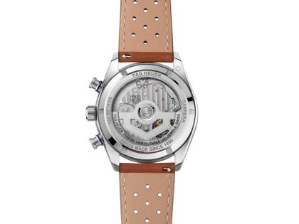 TAG Heuer Carrera Chronograph Sport Automatik Edelstahl 42mm blaues Zifferblatt braunes Lederband – Herrenuhren Chronograph aus Edelstahl und Keramik. Das Gehäuse ist rund und silber. Das Lederarmband ist braun. Das Zifferblatt ist arabisch Index und blau. – Ansicht 3
