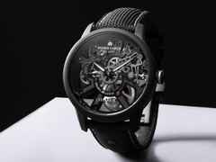Maurice Lacroix Masterpiece Skeleton Label Noir Handaufzug Edelstahl Schwarz-DLC 43mm schwarzes Zifferblatt schwarzes Textilband – Herrenuhren Uhr ohne Datum aus DLC beschichtet, Edelstahl und PVD beschichtet. Das Gehäuse ist rund und schwarz. Das Textilarmband ist schwarz. Das Zifferblatt ist skelettiert und schwarz. – Ansicht 4