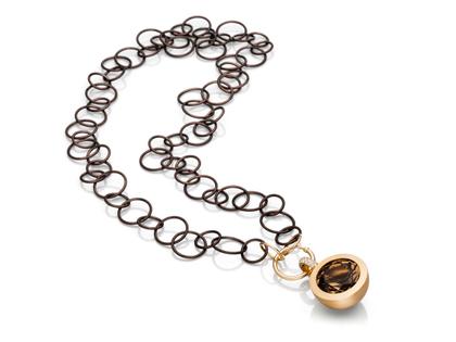 Jörg Kaiser Kette mit Anhänger Edelstahl Schwarz Rotgold 60cm mit Rauchquarz 7,17ct – Halsschmuck Collier aus 750 Rotgold, Edelstahl und und .