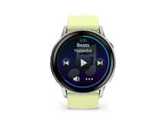 Garmin Venu 4 Quarz Edelstahl und Polymer 45mm digitales Zifferblatt gelbes Silikonband – Herrenuhren Uhr Multifunktion aus Edelstahl und Faserverstärktes Polymer. Das Gehäuse ist rund und silber. Das Kautschuk / Kunststoff / Silikon Armband ist gelb. Das Zifferblatt ist digital und schwarz.