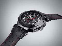 Tissot T-Race MotoGP               2020 / 2021 Chronograph  Limited Edition Automatik schwarz PVD – Herrenuhren Chronograph aus Edelstahl und PVD beschichtet. Das Gehäuse ist rund und silber. Das Lederarmband ist schwarz. Das Zifferblatt ist arabisch und schwarz. – Ansicht 2