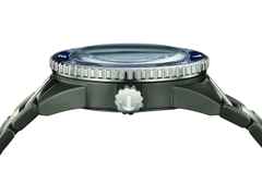 Rado Captain Cook  Keramik blau Plasmakeramik – Herrenuhren Uhr ohne Datum aus Keramik. Das Gehäuse ist rund und silber. Das Keramikarmband ist silber. Das Zifferblatt ist ein Index in schwarz. – Ansicht 3