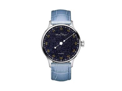 MeisterSinger Pangaea Aventurin Automatik Edelstahl 40mm blaues Zifferblatt blaues Lederband – Herrenuhren Uhr ohne Datum aus Edelstahl und Leder. Das Gehäuse ist rund und silber. Das Lederarmband ist blau. Das Zifferblatt ist arabisch und blau.
