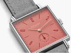 Nomos Glashütte Tetra Petit Four Grenadine – Ansicht 2