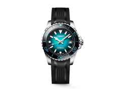 Longines HydroConquest 2026 Commonwealth Games Automatik Edelstahl 39mm türkises Zifferblatt schwarzes Kautschukband – Herrenuhren Uhr mit Datum aus Edelstahl, Kautschuk und Keramik. Das Gehäuse ist rund und silber. Das Kautschuk / Kunststoff / Silikon Armband ist schwarz. Das Zifferblatt ist ein Index in schwarz.