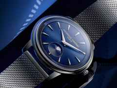 Frederique Constant Classics Moneta Moonphase Quarz Edelstahl 37mm blaues Zifferblatt Metallband – Herrenuhren Uhr ohne Datum aus Edelstahl und Leder. Das Gehäuse ist rund und silber. Das Edelstahlarmband ist silber. Das Zifferblatt ist ein Index in blau. – Ansicht 5