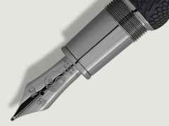Montblanc Great Characters Homage to Bruce Lee Special Edition Füllfederhalter – Schreibgeräte Füllfederhalter aus 585 Gelbgold, Edelharz und und . – Ansicht 2
