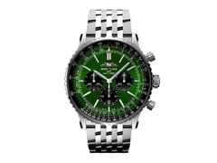 Breitling Navitimer B01 Chronograph 46 Edelstahl grünes Zifferblatt Metallband – Herrenuhren Chronograph aus Edelstahl. Das Gehäuse ist rund und silber. Das Edelstahlarmband ist silber. Das Zifferblatt ist ein Index in grün.