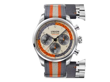 Union Glashütte Belisar Chronograph Silvretta Classic 2025 Limitierte Edition Automatik Edelstahl 44mm beiges Zifferblatt Metallband und graues Lederband – Herrenuhren Chronograph aus Edelstahl und Leder. Das Gehäuse ist rund und silber. Das Lederarmband ist grau. Das Zifferblatt ist arabisch Index und beige. – Ansicht 2