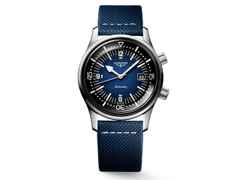 Longines Legend Diver Automatik Edelstahl 42mm blaues Zifferblatt blaues Lederband – Herrenuhren Uhr mit Datum aus Edelstahl. Das Gehäuse ist rund und silber. Das Lederarmband ist blau. Das Zifferblatt ist arabisch Index und blau.