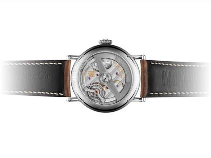 H. Moser & Cie. Heritage Centre Seconds Funky Blue Automatik Edelstahl 42mm blaues Zifferblatt braunes Lederband – Herrenuhren Uhr ohne Datum aus Edelstahl. Das Gehäuse ist rund und silber. Das Lederarmband ist braun. Das Zifferblatt ist arabisch und blau. – Ansicht 2