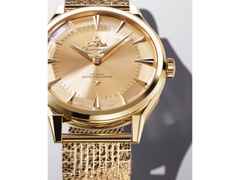 Omega Constellation Observatory Automatik Gelbgold 39mm goldenes Zifferblatt Goldband – Herrenuhren Uhr ohne Datum aus 750 Gelbgold. Das Gehäuse ist rund und gelbgold. Das Goldarmband ist gelbgold. Das Zifferblatt ist ein Index in gelbgold. – Ansicht 5