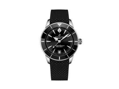 Breitling Superocean Heritage B31 Automatik Edelstahl 40mm schwarzes Zifferblatt  schwarzes Kautschukband – Herrenuhren Uhr mit Datum aus Edelstahl, Kautschuk und Keramik. Das Gehäuse ist rund und silber. Das Kautschuk / Kunststoff / Silikon Armband ist schwarz. Das Zifferblatt ist ein Index in schwarz.