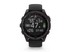 Garmin fenix 8 47mm Sapphire Solar faserverstärktes Polymer Titan carbongrau beschichtet schwarzes Kautschukband – Herrenuhren Uhr Multifunktion aus DLC beschichtet, Kautschuk und Titan. Das Gehäuse ist rund und grau. Das Kautschuk / Kunststoff / Silikon Armband ist schwarz. Das Zifferblatt ist digital und schwarz.