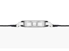 Nomos Glashütte Ahoi neomatik 38 Datum Atlantik Automatik Edelstahl dunkelblaues Zifferblatt dunkelblaues Textilband Glasboden – Herrenuhren Uhr mit Datum aus Edelstahl. Das Gehäuse ist rund und silber. Das Textilarmband ist blau. Das Zifferblatt ist arabisch Index und blau. – Ansicht 4