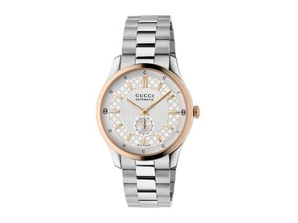 Gucci G-Timeless Automatik Edelstahl PVD-Roségold 40mm silbernes Zifferblatt Metallband YA1263004 – Damenuhren Uhr ohne Datum aus Edelstahl und PVD beschichtet. Das Gehäuse ist rund und silber-roségold. Das Edelstahlarmband ist silber. Das Zifferblatt ist ein Index in silber.