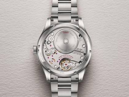 Oris Big Crown Calibre 113 Handaufzug Edelstahl 43mm grünes Zifferblatt Metallband – Herrenuhren Uhr mit Datum aus Edelstahl. Das Gehäuse ist rund und silber. Das Edelstahlarmband ist silber. Das Zifferblatt ist arabisch Index und grün. – Ansicht 6
