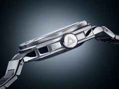 Alpina Alpiner Extreme Automatik Edelstahl 39mm blaues Zifferblatt Metallband – Herrenuhren Uhr mit Datum aus Edelstahl. Das Gehäuse ist rund und silber. Das Edelstahlarmband ist silber. Das Zifferblatt ist ein Index in blau. – Ansicht 4