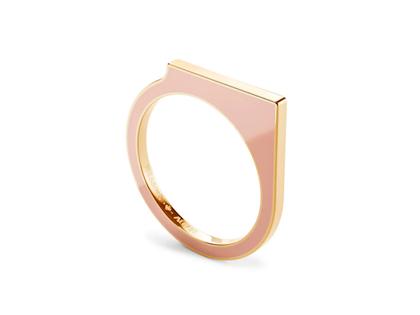 Niessing Setario Square Ring Fine Rose mit pink-rosaner Emaille – Ringe Ring aus 750 Rotgold, Emaille und und .