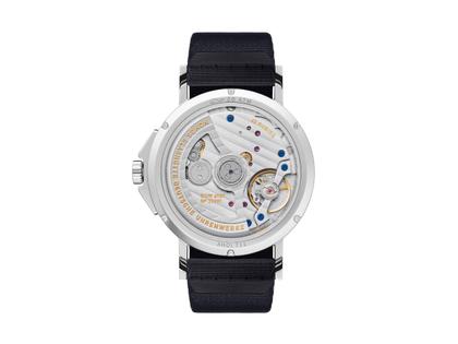 Nomos Glashütte Ahoi neomatik 38 Datum Atlantik Automatik Edelstahl dunkelblaues Zifferblatt dunkelblaues Textilband Glasboden – Herrenuhren Uhr mit Datum aus Edelstahl. Das Gehäuse ist rund und silber. Das Textilarmband ist blau. Das Zifferblatt ist arabisch Index und blau. – Ansicht 2