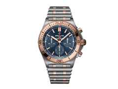 Breitling Chronomat B01 42 Automatik Edelstahl blaues Zifferblatt Metallband – Herrenuhren Chronograph aus 750 Rotgold und Edelstahl. Das Gehäuse ist rund und silber-roségold. Das Edelstahlarmband ist silber-roségold. Das Zifferblatt ist ein Index in blau.